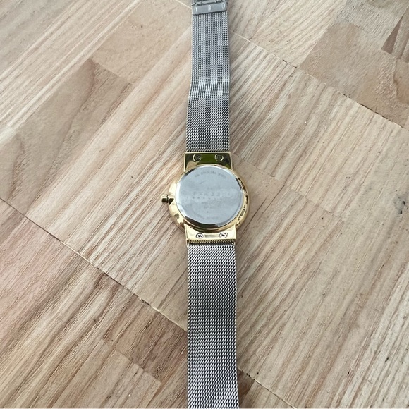 Skagen Denmark ladies two-tone metal mesh contemporary dress watch NEW BATTERY main image 8